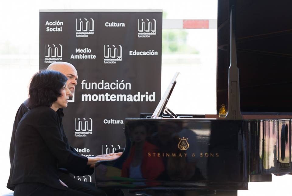 Jorge Robaina y Ana González
