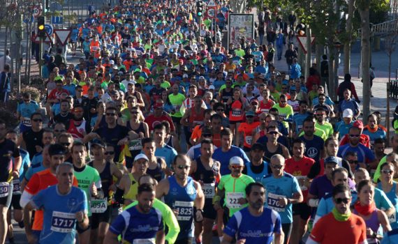 Corredores en el Maratón de Alcalá
