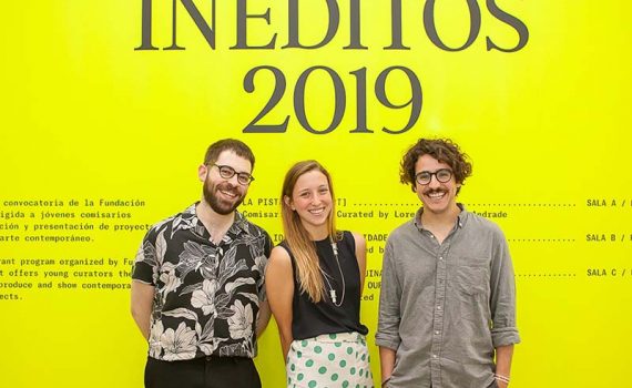 Imagen ganadores Inéditos 2019. De izq. a dcha. Sergi Álvarez, Inés Muñozcano y Lorenzo García-Andrade